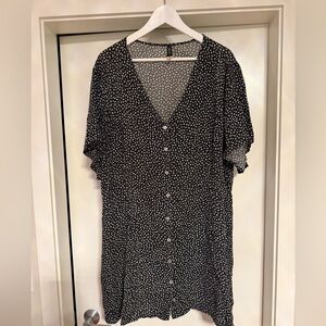 Floral Black and White Top